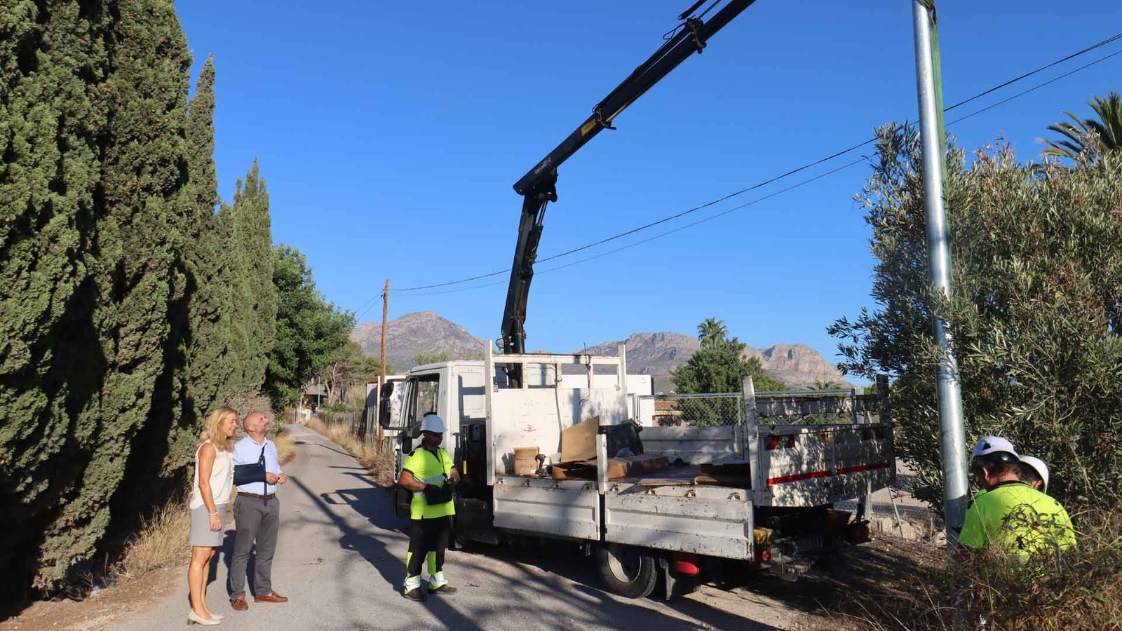 Benidorm ilumina sus caminos rurales: 173.515 euros en farolas LED y solares