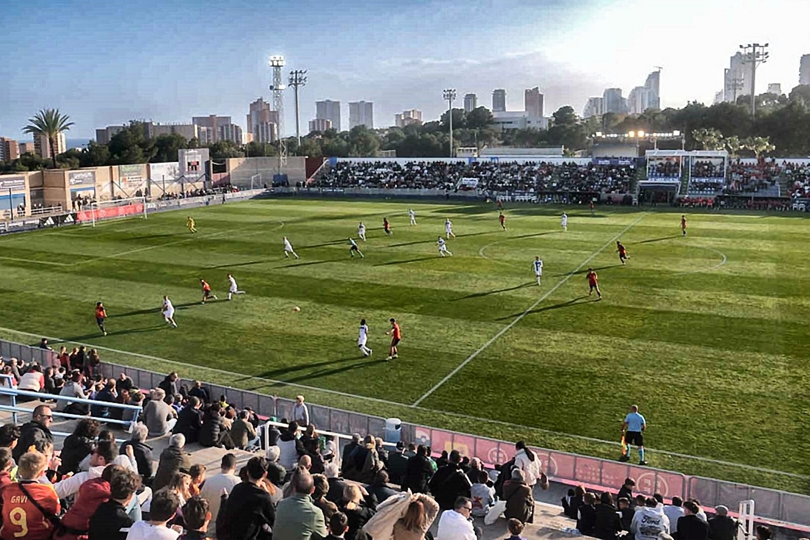 Duelo de invictos en el Guillermo Amor: el CF Benidorm recibe al Olímpic de Xàtiva por el liderato