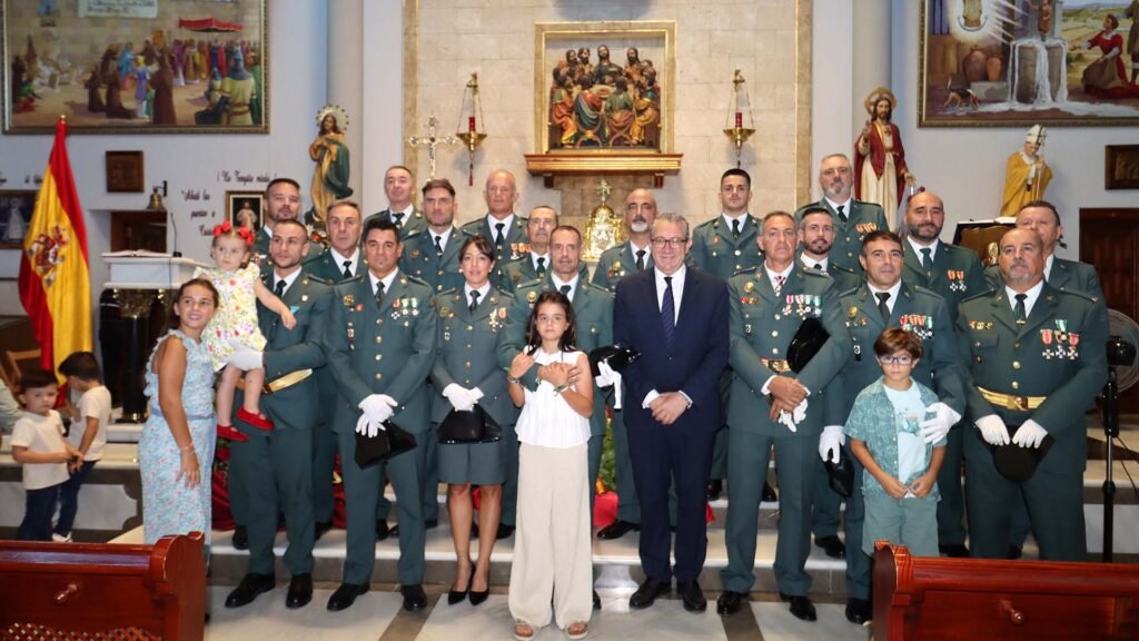 Benidorm arropa a la Guardia Civil en el 12 de Octubre: misa en la Almudena y vino de honor en la Casa Cuartel