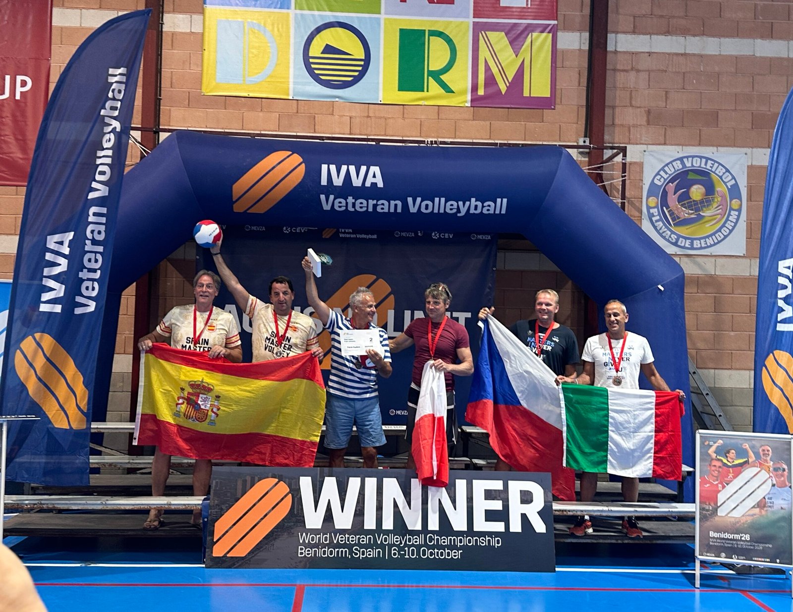 Subcampeones del mundo: Javier Bosma, Rafa Pascual y Nanu Cubillo